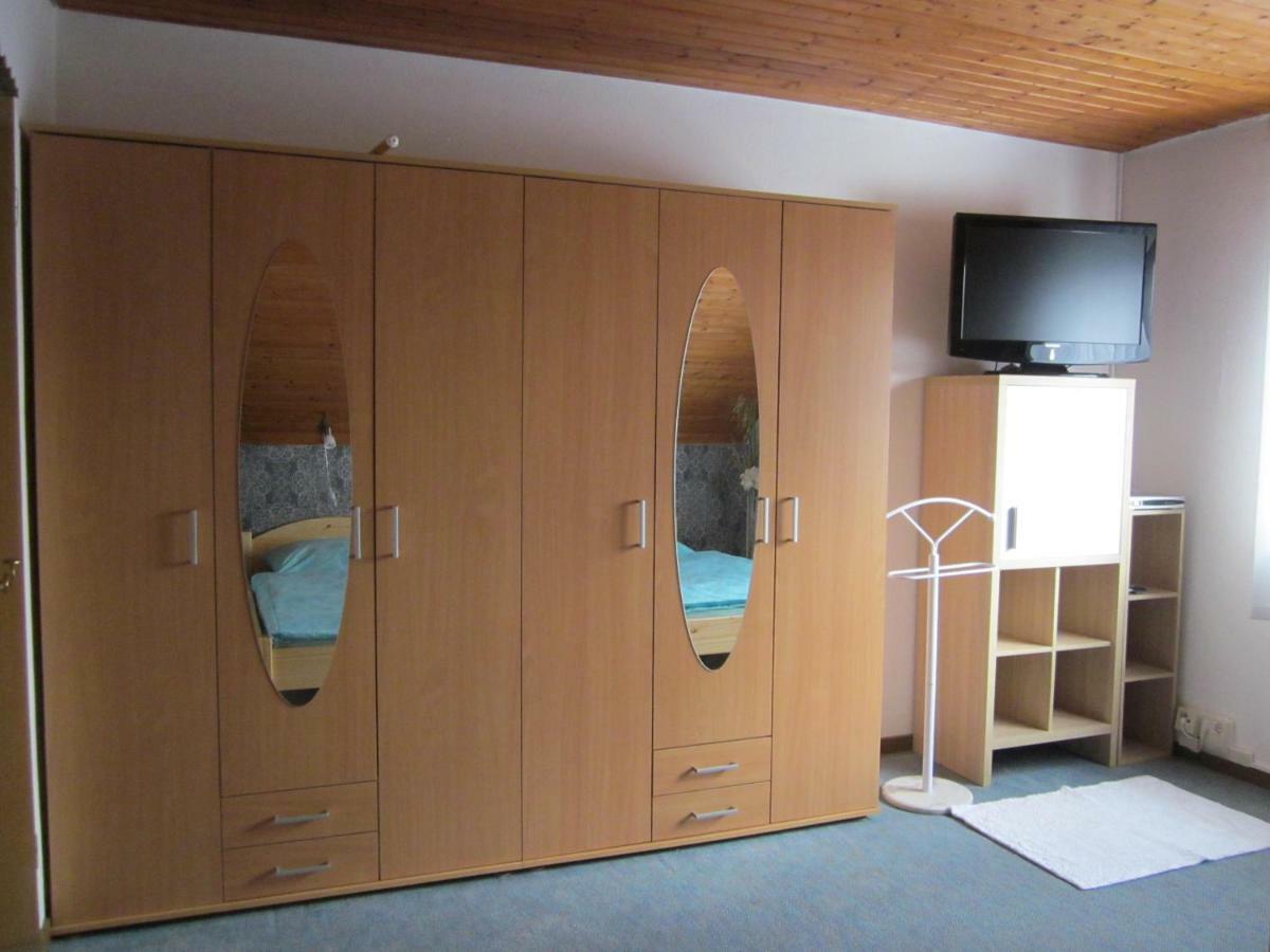 Privatunterkunft Schonlau Oberasbach Esterno foto